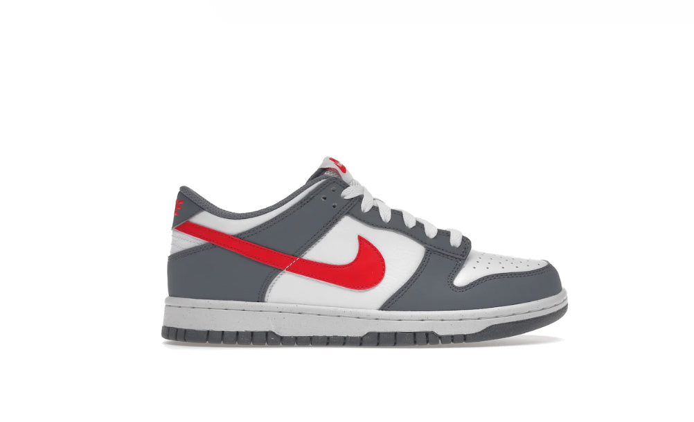 Nike Dunk Low Smoke GreyLight Crimson